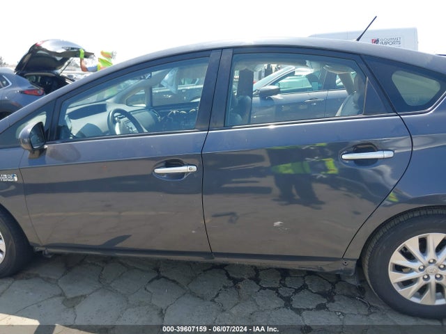 Toyota PRIUS PLUG-IN 2014 JTDKN3DP3E3062291 Image 15