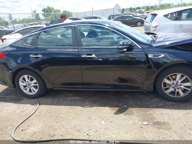 KIA Optima Lx 2017 5XXGT4L38HG173682 Image 14