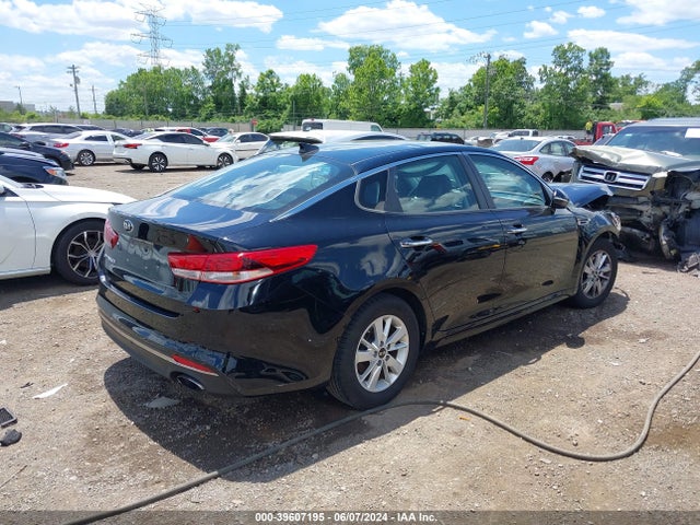 KIA Optima Lx 2017 5XXGT4L38HG173682 Image 4