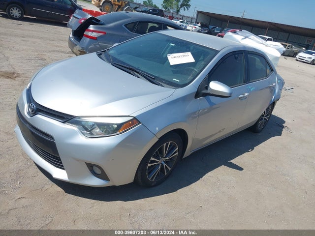 Toyota Corolla Le Plus 2016 5YFBURHE7GP390130 Image 2