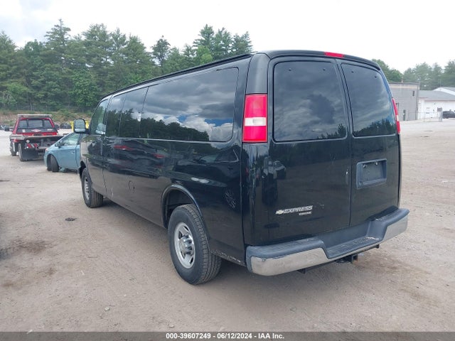 Chevrolet Express 3500 Lt 2014 1GBZG1FGXE1115837 Image 3