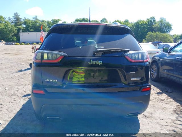 1C4PJMLNXKD150560 Jeep Cherokee Latitude Plus 4x4