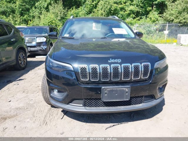 1C4PJMLNXKD150560 Jeep Cherokee Latitude Plus 4x4
