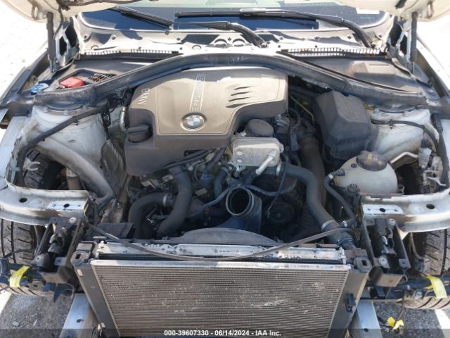 WBA8A3C52JA488594 BMW 320i Xdrive