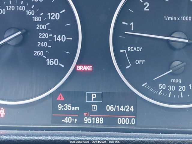 WBA8A3C52JA488594 BMW 320i Xdrive
