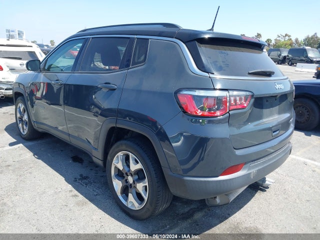 3C4NJCCB2JT489037 Jeep Compass Limited Fwd