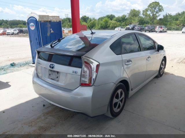 JTDKN3DUXE0384661 Toyota Prius Four