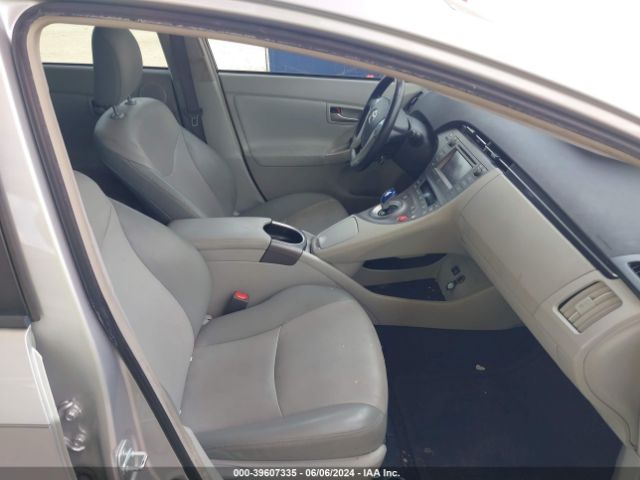 JTDKN3DUXE0384661 Toyota Prius Four
