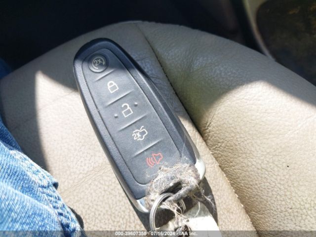 1FADP5CU3GL116087 Ford C-max Energi Sel