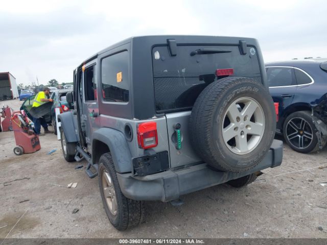 1C4BJWDG0FL676939 Jeep Wrangler Unlimited Sport