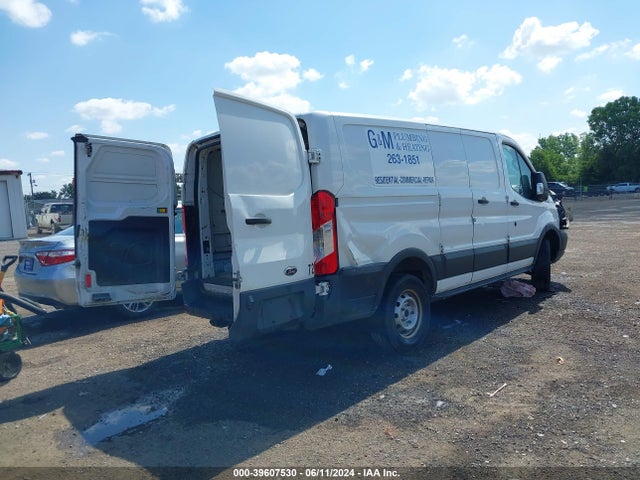 Ford Transit-250 2017 1FTYR1ZMXHKA36427 Image 4