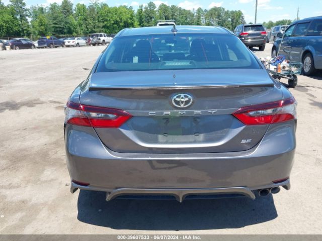 4T1G11AK2NU711454 Toyota CAMRY SE