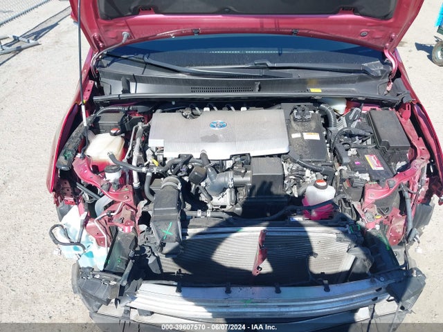 Toyota Prius Two 2016 JTDKBRFU6G3505454 Image 27