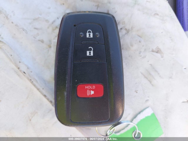 Toyota Prius Two 2016 JTDKBRFU6G3505454 Image 28