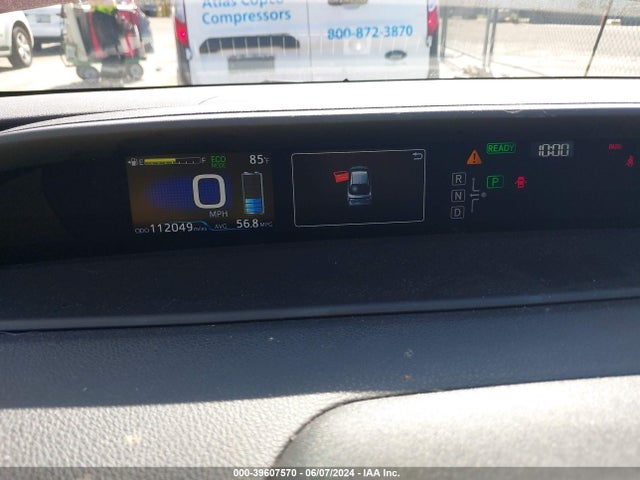 Toyota Prius Two 2016 JTDKBRFU6G3505454 Image 24