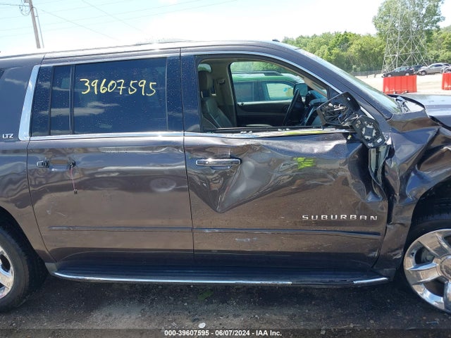 Chevrolet Suburban Ltz 2016 1GNSCJKC2GR266517 Image 13