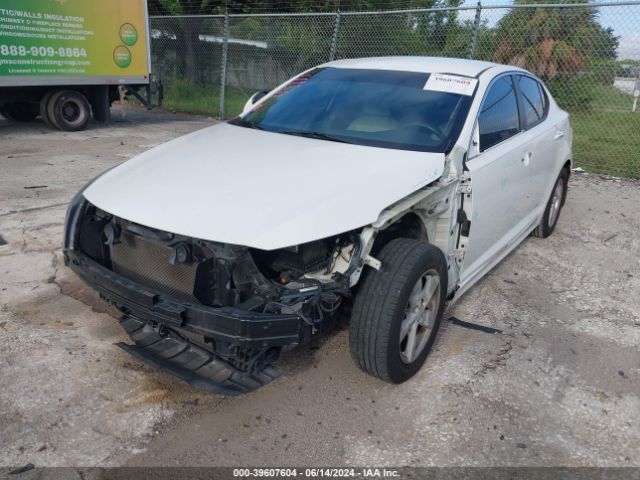 KNAGM4A73E5471427 KIA Optima Lx
