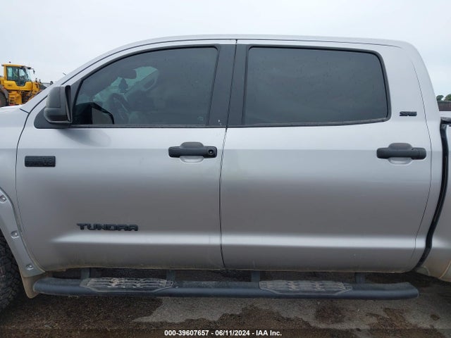 Toyota Tundra Sr5 2021 5TFDY5F1XMX020261 Image 14