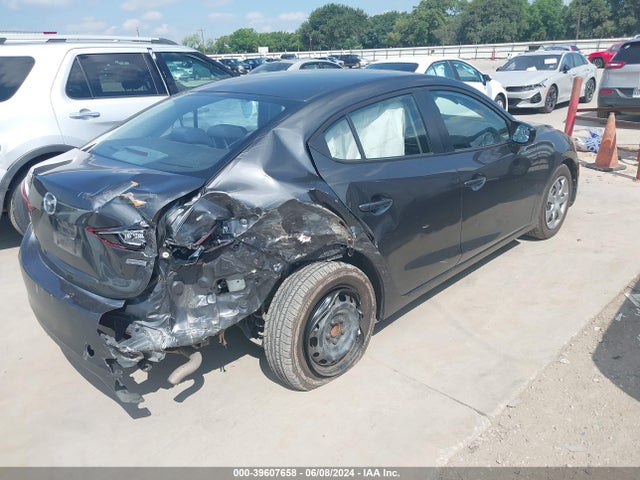 Mazda Mazda3 I Sv 2015 JM1BM1T73F1230324 Image 4
