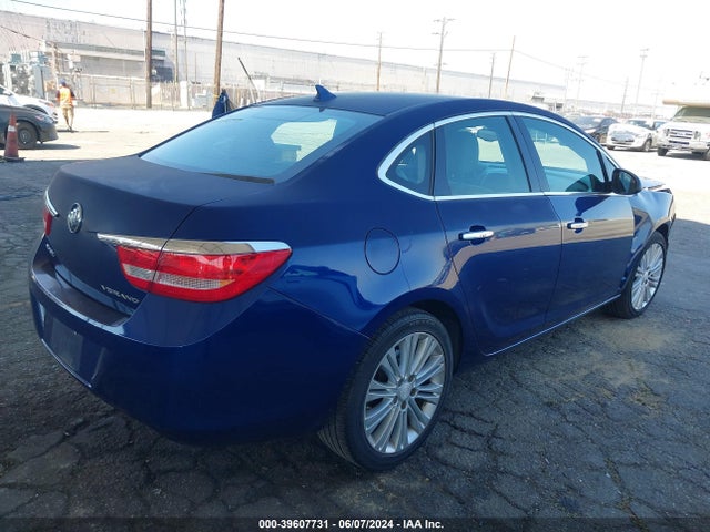1G4PP5SK8E4170639 Buick Verano
