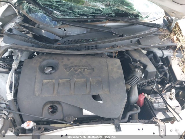 Toyota COROLLA LE 2018 5YFBURHE7JP807205 Image 10