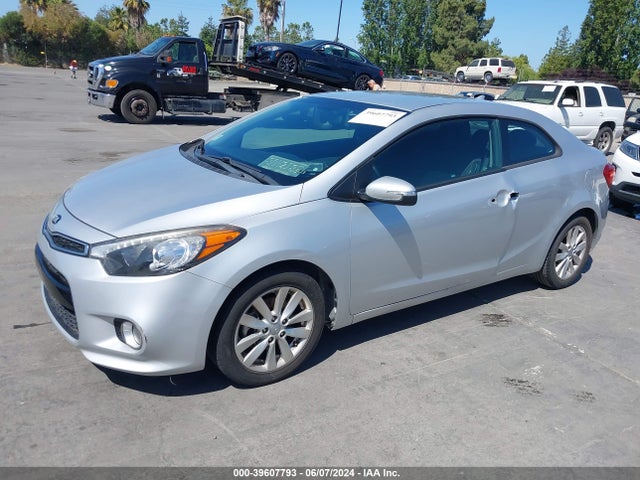 KIA Forte Koup Ex 2016 KNAFX6A83G5598303 Image 2