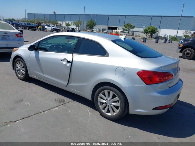 KIA Forte Koup Ex 2016 KNAFX6A83G5598303 Image 3