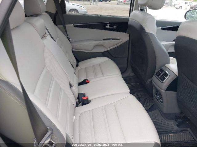 5XYPKDA52GG007871 KIA Sorento 3.3l Sx