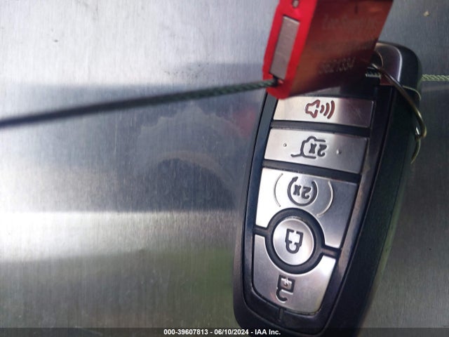 Ford EDGE SEL 2020 2FMPK3J9XLBA32217 Image 11