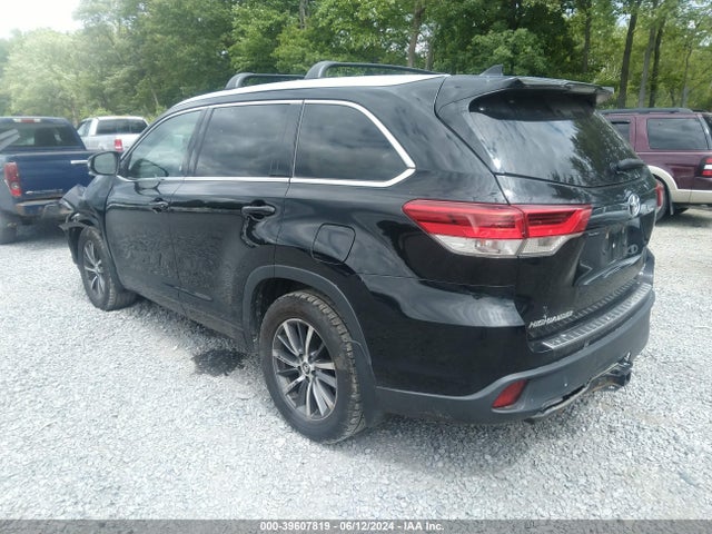 Toyota Highlander Xle 2018 5TDJZRFH6JS491670 Image 3