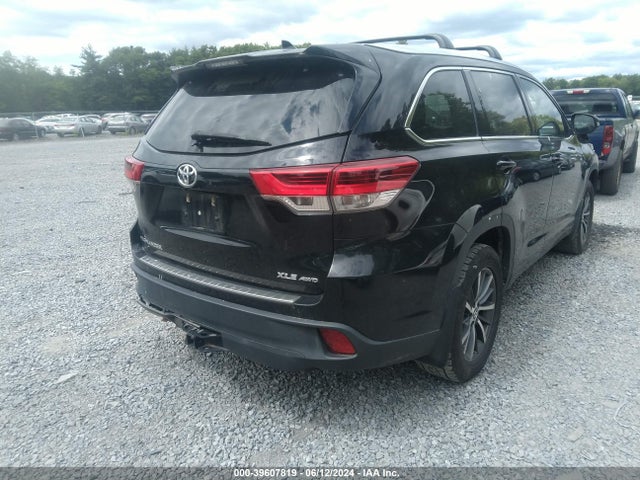 Toyota Highlander Xle 2018 5TDJZRFH6JS491670 Image 4