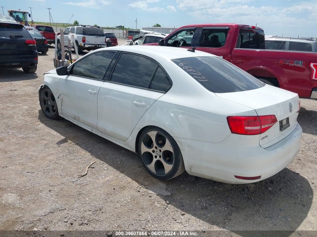 3VW2K7AJ8FM353740 Volkswagen Jetta 2.0l S