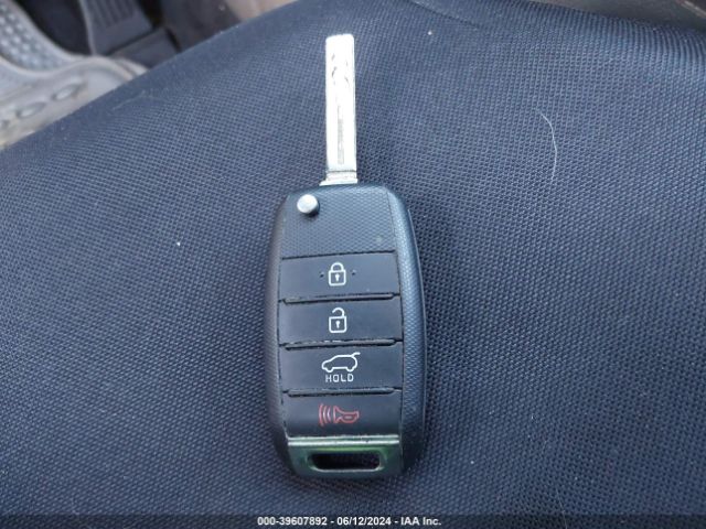 KNDPM3AC7J7369721 KIA Sportage Lx