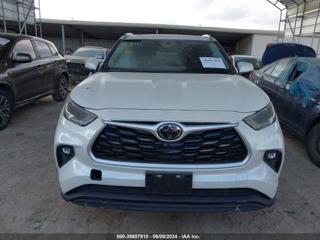 Toyota Highlander Xle 2021 5TDGZRAH8MS044148 Image 12