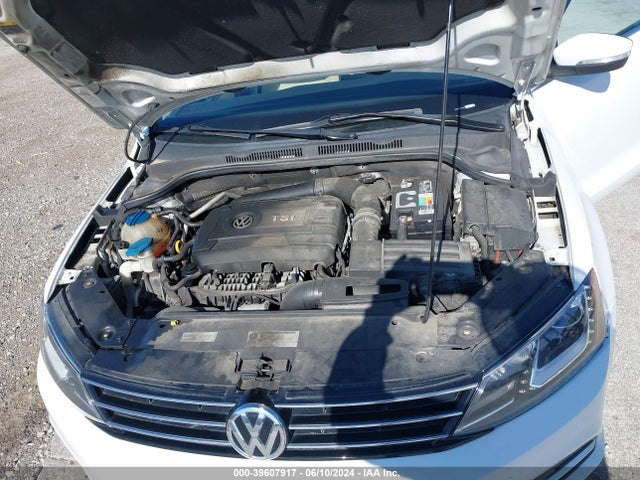 3VWL17AJ6GM379598 Volkswagen Jetta 1.8t Sel