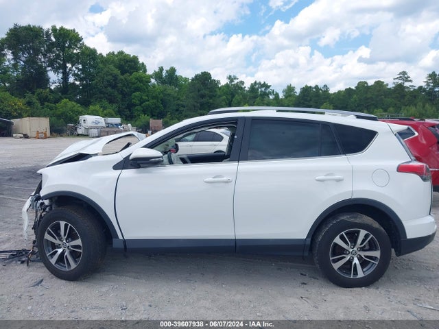 Toyota Rav4 Xle 2018 2T3WFREV4JW463337 Image 14