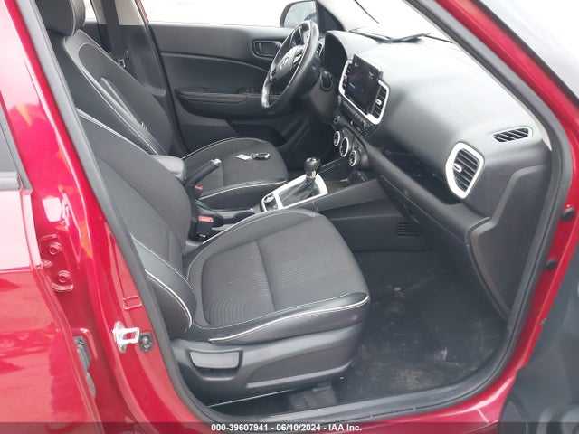 Hyundai Venue Limited 2022 KMHRC8A31NU161104 Image 5