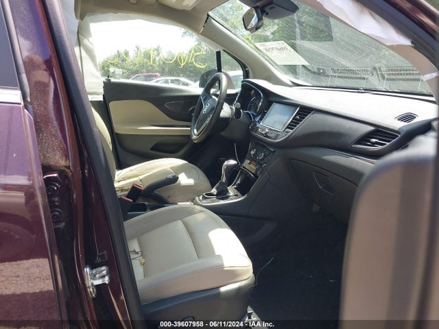 Buick Encore Premium 2018 KL4CJHSBXJB703001 Image 5