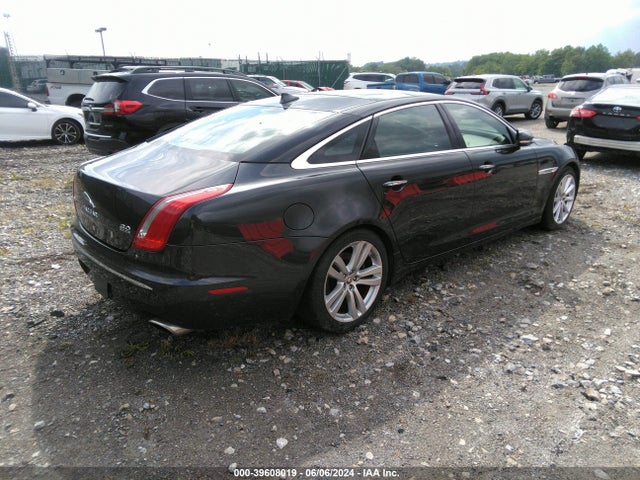 2013 JAGUAR XJ SAJWJ2GD3D8V53763 Photo 3