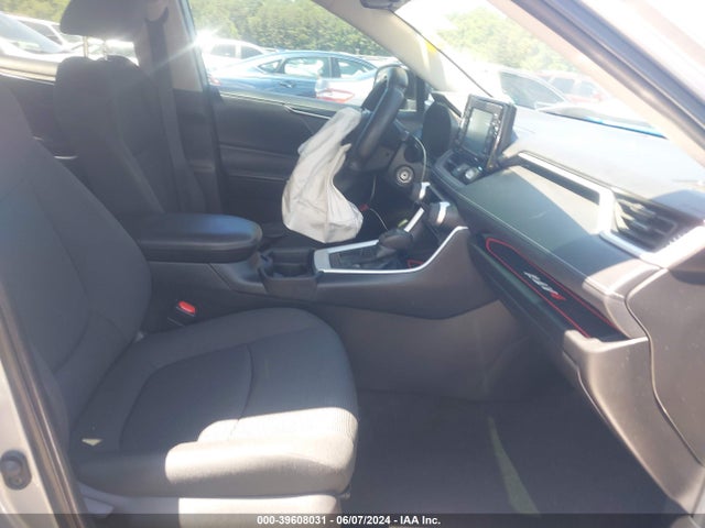 Toyota RAV4 LE 2021 2T3H1RFV9MW181222 Image 5