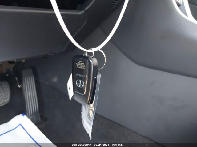 4T3RWRFV0RU128213 Toyota Rav4 Hybrid Xle