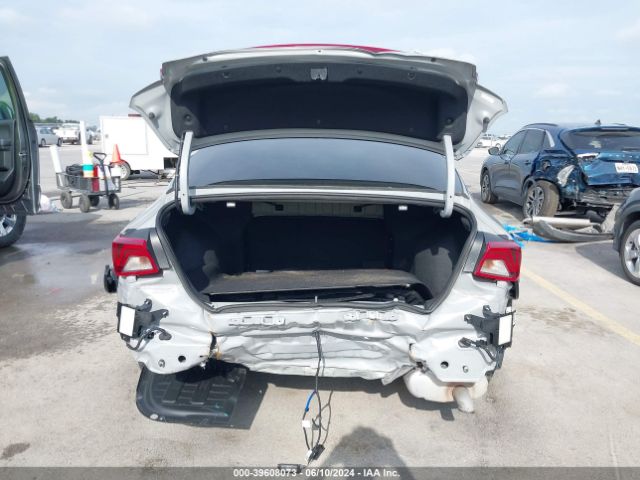 5XXG64J28PG210004 KIA K5 Gt-line