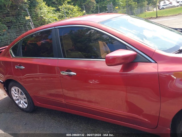 Nissan Altima 2.5 S 2015 1N4AL3AP4FC268717 Image 13