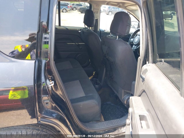 Jeep Compass Sport 2014 1C4NJCBB7ED648549 Image 8