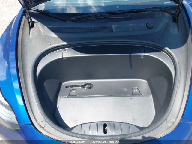 5YJ3E1EB7KF421832 Tesla Model 3 Long Range/performance