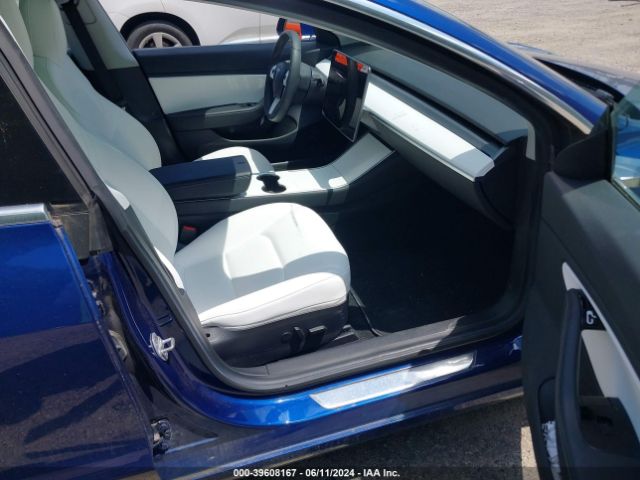 5YJ3E1EB7KF421832 Tesla Model 3 Long Range/performance