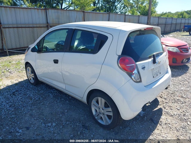 Chevrolet Spark Ls Cvt 2015 KL8CB6S95FC809306 Image 3