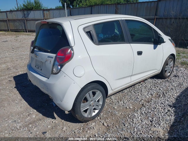 Chevrolet Spark Ls Cvt 2015 KL8CB6S95FC809306 Image 4