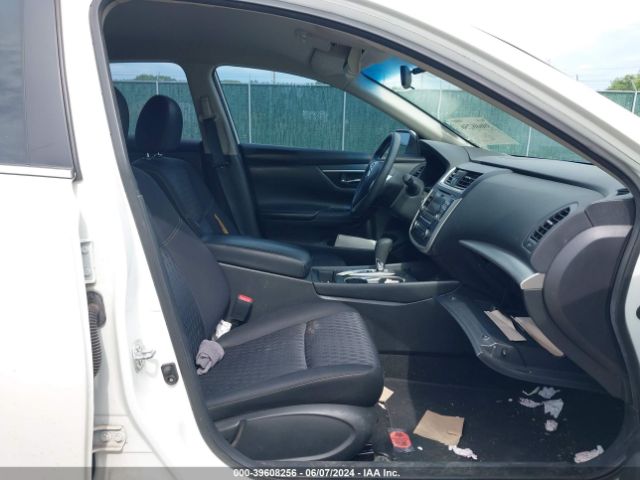 1N4AL3AP3GC158095 Nissan Altima 2.5/2.5 S/2.5 Sl/2.5 Sr/2.5 Sv