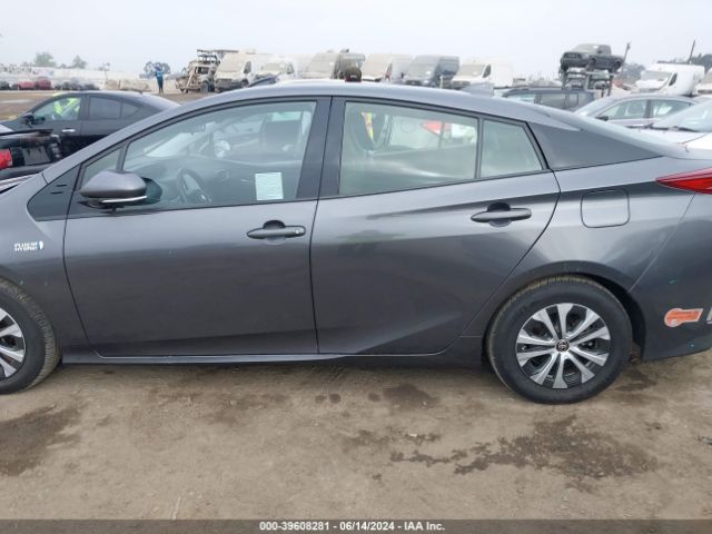 JTDKARFP1L3161023 Toyota Prius Prime Xle